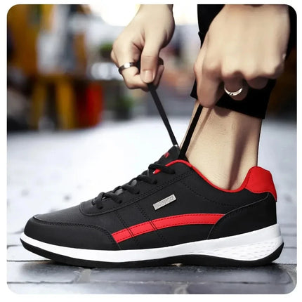 Scarpe da ginnastica da uomo Scarpe casual sportive Scarpe da passeggio da uomo in pelle per esterni Quattro stagioni Fondo morbido