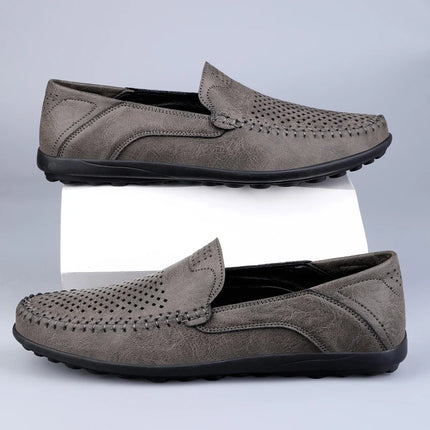 Scarpe da uomo Casual in pelle scavano mocassini da uomo traspiranti Slip on scarpe da guida mocassini da uomo italiani di lusso Plus Size 38-47