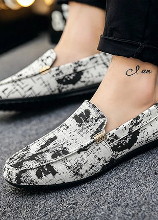 Mocassini stampati alla moda per uomo, scarpe basse estive traspiranti, scarpe casual da uomo, comode scarpe da guida antiscivolo, scarpe slip-on da uomo