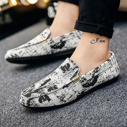 Mocassini stampati alla moda per uomo, scarpe basse estive traspiranti, scarpe casual da uomo, comode scarpe da guida antiscivolo, scarpe slip-on da uomo
