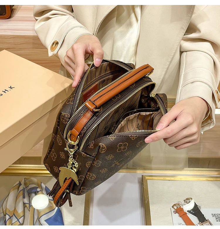 Women's handbag 2025 new autumn and winter designer shoulder crossbody bag, fashionable and high-end pillow bag PlatiNum