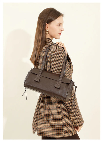 2025 nuova borsa a tracolla da donna in vera pelle borsa di lusso in pelle bovina di grande capacità borsa baguette rossa vino a striscia lunga femminile