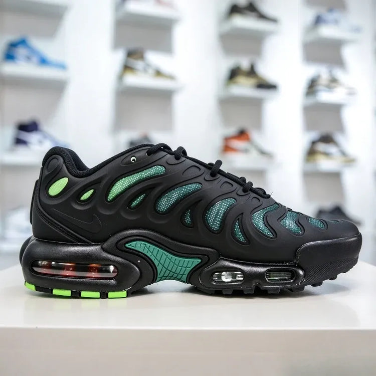 Nike Air Max Plus TN Drift Black Green Strike Men Women Tuned Air Cushioning Support Retro Running Shoes FD4290-006