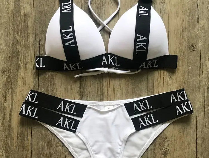 Costumi da bagno da donna Costume da bagno Push Up Bikini 2023 Mujer Lace Up Bikini Costume da bagno donna Stampa di lettere Mini Perizoma Bikini Set platinumshop