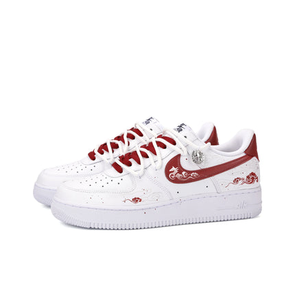 Scarpe da skateboard basse Nike Air Force 1 Sky Horse Riding On Clouds resistenti all'abrasione da uomo bianche