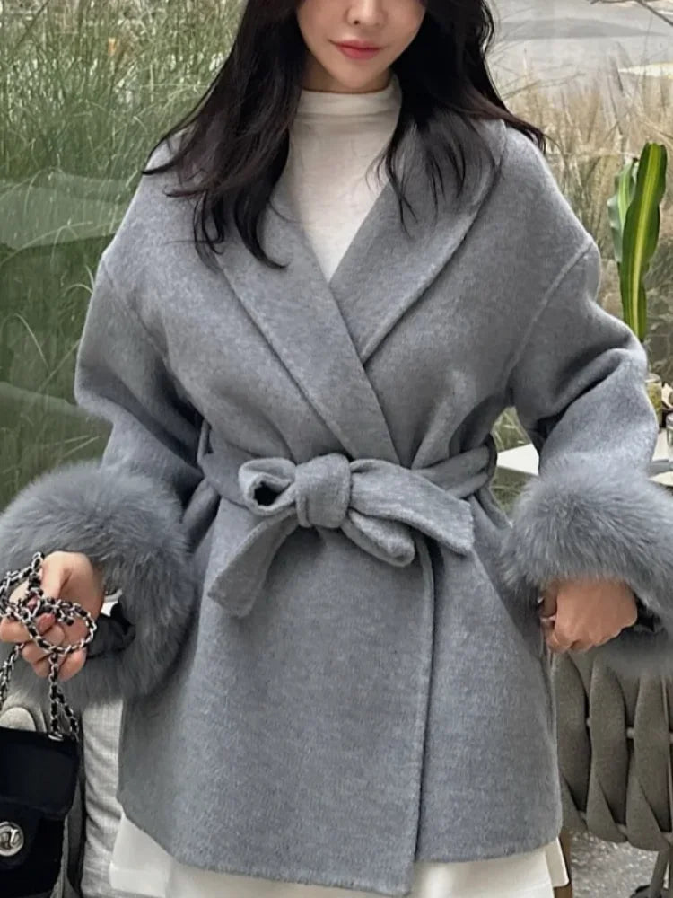 Women Grey Fur Splicing Woolen Coat Casual Belt Full Sleeve Lapel Loose Cardigan Outwear 2025 Lady Winter New Highstreet Jacket