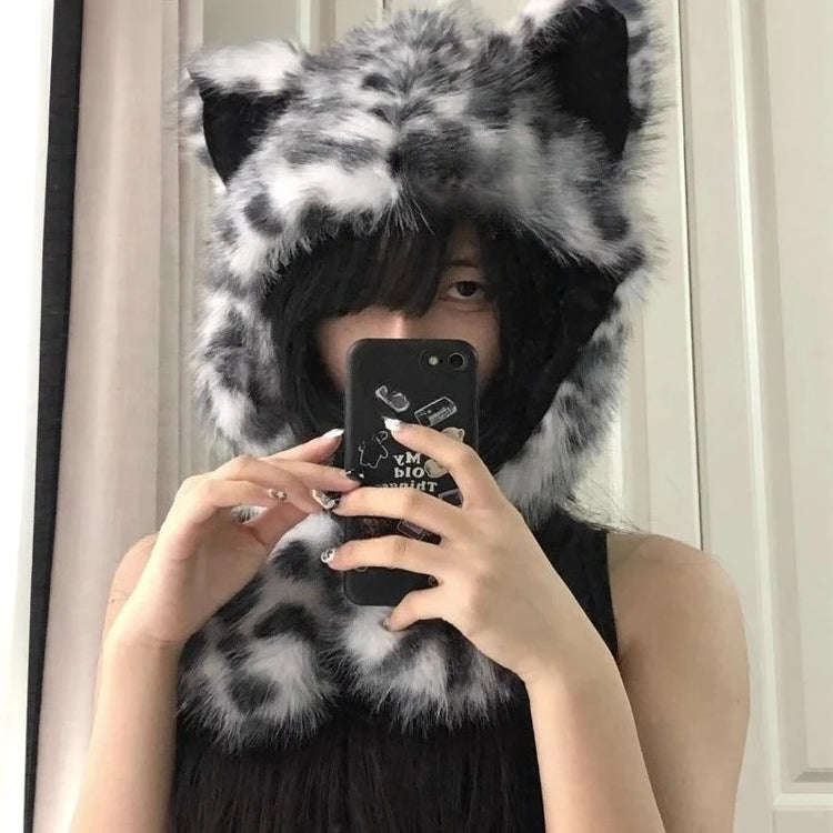 Cute Snow Leopard Ear Warmer for Ladies Chic Outdoor Windproof Ear Protection Hats Fluffy Warm Ear Caps Autumn Winter Head Hat