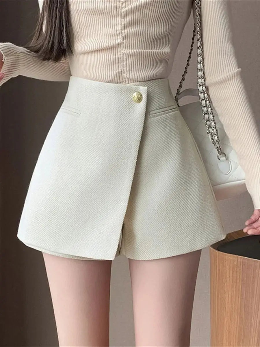 Autumn New Solid Woolen Shorts Skirt For Women 2025 New Fall Winter Small Fragrant Style Buttons Deco High Waisted Tweed Shorts