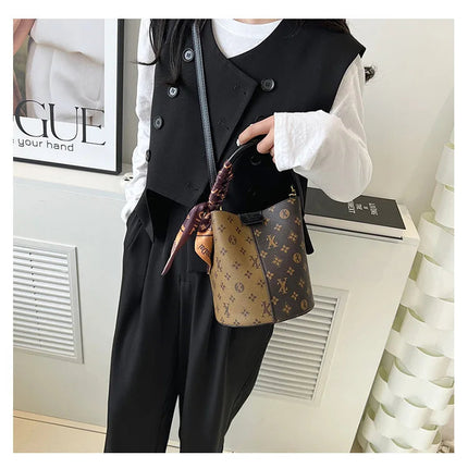Advanced fashion bag for women 2025 new casual women's bag, large capacity bucket bag, shoulder bag, diagonal cross bag PlatiNum