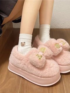 New Pink Bow Slippers Winter Women's Shoes Thick Sole Fuzzy Slippers for Home Mules Shoes Woman Fluffy Metal Bear House Slipper