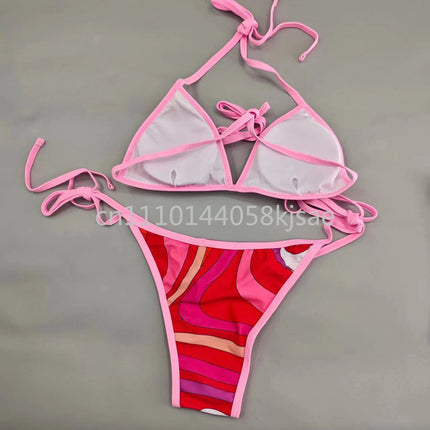 Set Bikini Rosso da Donna dal Design Classico, Costume da Bagno di Marca alla Moda con Fascia per Capelli platinumshop