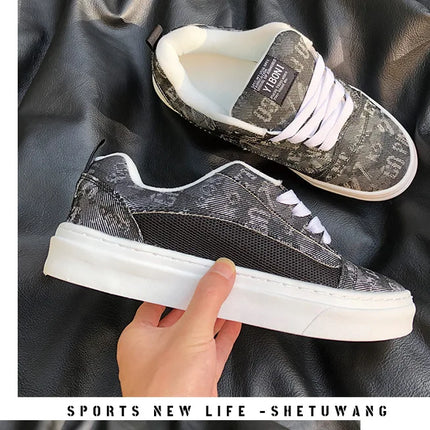 Black Gray Low-top Thick Shoe Tongue Skateboard Shoes Large Size Men Women Couple Versatile Sports Trend Versatile Board Shoes