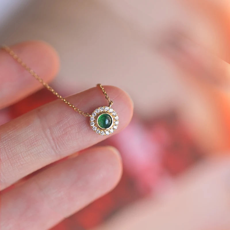 Huitan collana con ciondolo verde Vintage per donna Dainty Round Charm temperamento eleganti accessori femminili regalo di gioielli da sposa