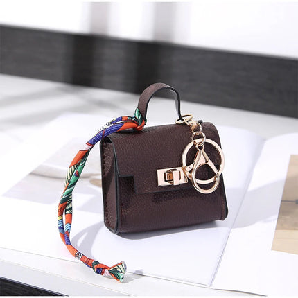Brand Fashion Coin Purse Luxury Simple Flip Small Bag High-end Bag Pendant Exquisite Lock Silk Scarf Mini Lipstick Headphone Bag PlatiNum