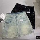 Gonna in denim nera Y2K a trapezio, modello retrò, effetto snellente, con strass a stella, nuova collezione estiva 2026 da donna