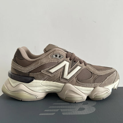 Hot sales Men/Women 9060 Reflective Athletic Shoe Unisex Low Top Outdoor Shockproof Lightweight Running