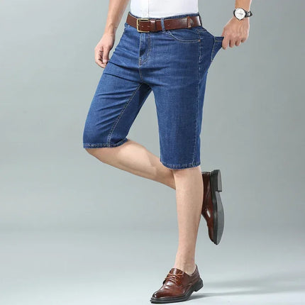 Pantaloncini di jeans da uomo nuovi estivi Moda colore chiaro Casual allentato multi-tasca pantaloni dritti da cinque minuti pantaloncini elastici al ginocchio