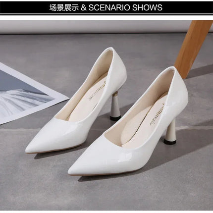 Scarpe Donna 2024 Tendenza Nuova Estate Tacchi rossi Donna elegante Décolleté con tacco nero e punta a punta Abito in pelle Scarpe da donna bianche