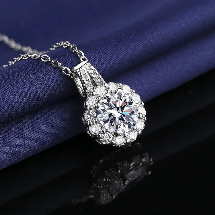 925 Sterling Silver Necklace For Women Round Pendent Sparkling Pave CZ Necklace Fashion Anniversary Birthday Jewelry Gifts N325 PlatiNum