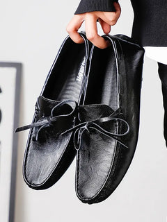 Nuovi mocassini casual Mocassini di marca con suola morbida da uomo Scarpe primaverili in pelle Comode scarpe casual da passeggio per esterni con fondo piatto