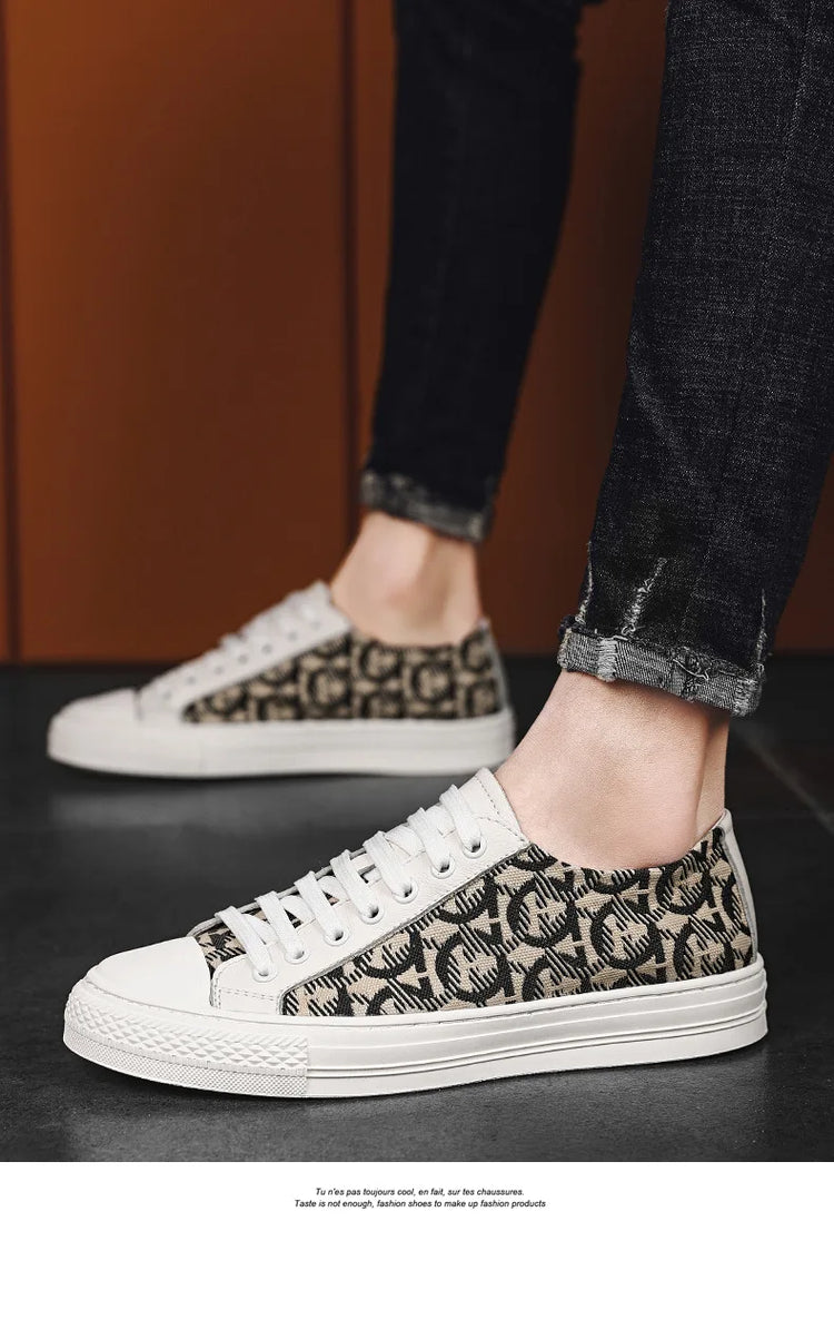 New Shoes for Men Genuine Leather Patchwork Casual Shoes Trend Flat Skateboard Shoes Youth Cool Lace-up Sneakers