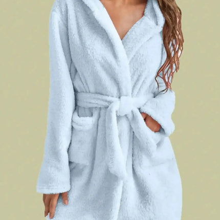 1 pezzo di vestaglia da donna con cappuccio in tinta unita con cintura, pigiama in pile accogliente e caldo per la casa in autunno e inverno.