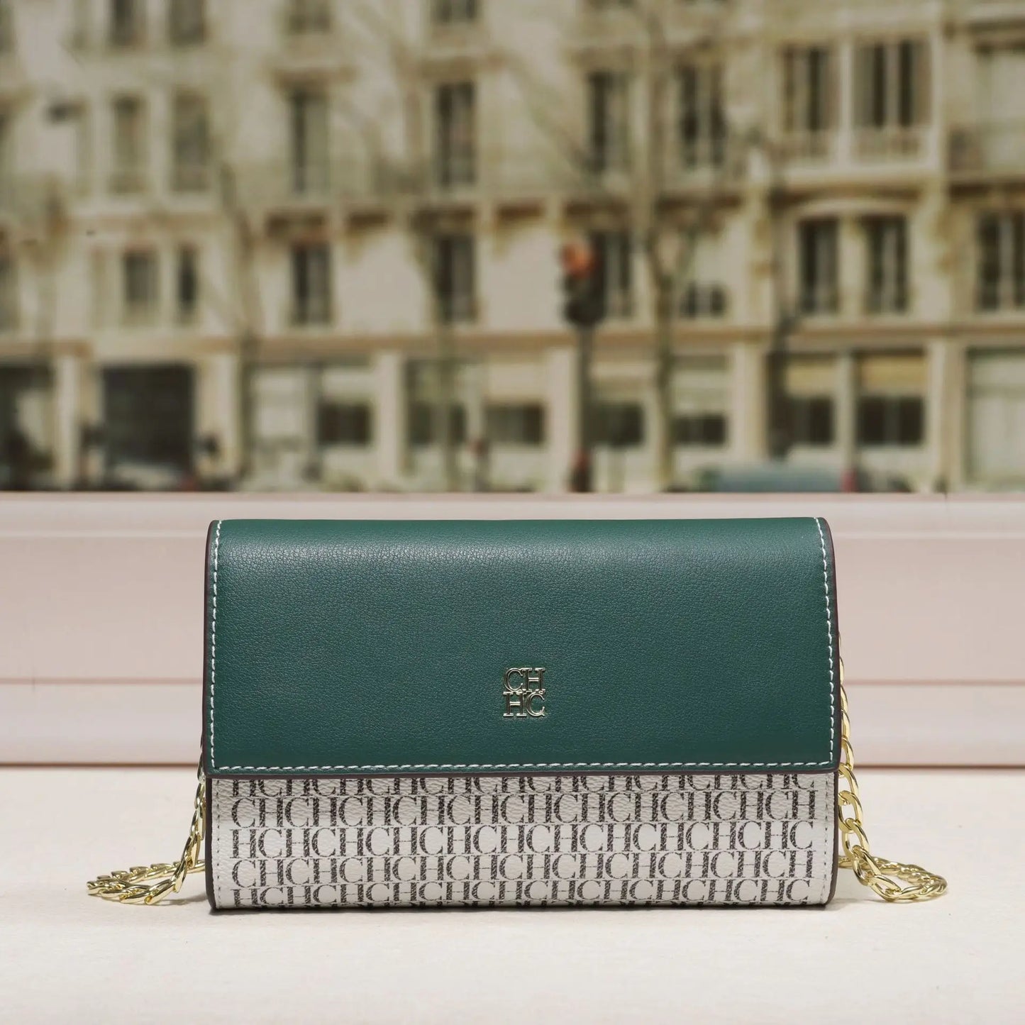 NUOVA borsa a catena da donna Carolina Herrera dal design semplice e originale, piccola borsa