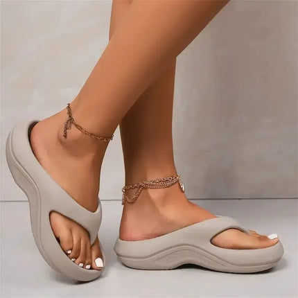 Infradito in Eva spessa con plateau per donna 2024 Sandali da spiaggia antiscivolo estivi con punta a clip Donna Comode pantofole con suola morbida