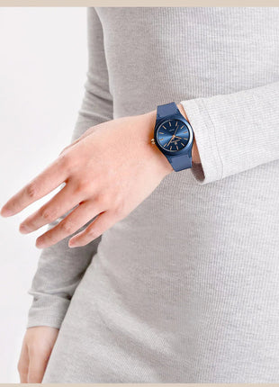 NAVIFORCE 2025 Orologi moda donna Orologio al quarzo Sport Cinturino in silicone Orologi da polso da donna Orologio semplice Regalo relogios feminino platinumshop