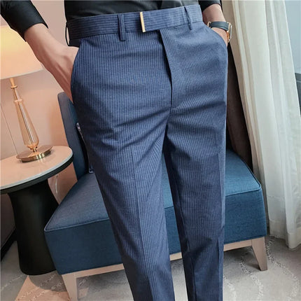 Pantaloni da abito da uomo primavera autunno Moda stile britannico Business Office Pantaloni eleganti da uomo Pantaloni da uomo slim fit a righe di alta qualità