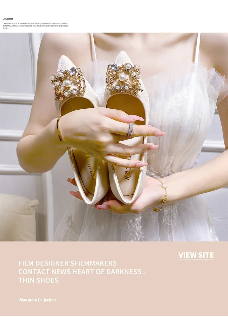 Moda di lusso Rivetto Fibbia Cintura Appartamenti Mocassino slip-on da donna Scarpe a punta Scarpe da balletto Mocassini da donna da ufficio 2025