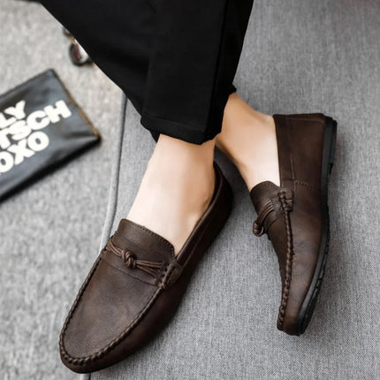Scarpe da uomo 2025 Mocassini da uomo Comode scarpe da guida slip-on Moda uomo Scarpe casual Estate Versatile Zapatos Para Hombres