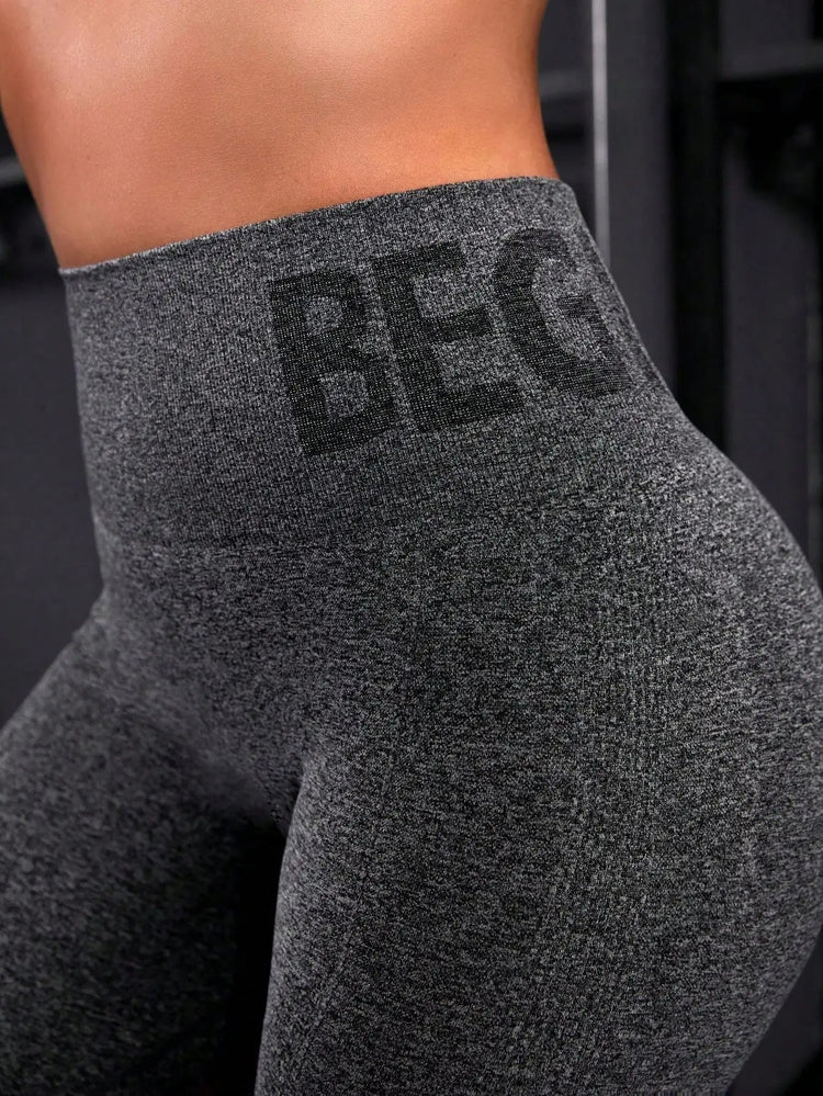 Seamless letter peach yoga pants, hip lifting yoga clothes, tight fitting high waisted sports and fitness pants for women PlatiNum