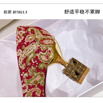 Moda di lusso Rivetto Fibbia Cintura Appartamenti Mocassino slip-on da donna Scarpe a punta Scarpe da balletto Mocassini da donna da ufficio 2025