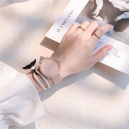 Simple Fashion Makaron Simple Women Watch Ins High Beauty Student uomo e donna Style Round Leisure Vintage orologio da polso al quarzo platinumshop