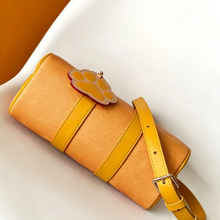 Borsa a Tracolla da Donna in Pelle Sintetica Liscia, Essenziale per l'Uso Quotidiano, con Superficie Esterna Morbida, Completamente Regolabile, Tracolla Regolabile, Manico per Trasporto a Mano, Ideale per Uso Casual e Quotidi