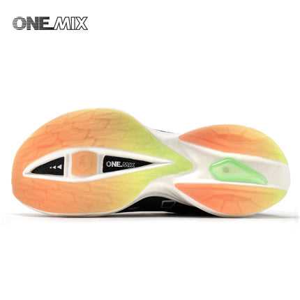 Scarpe da Corsa ONEMIX Marathon con Piastra in Carbonio, Supporto Professionale Stabile, Ammortizzazione, Ultra-leggere e Reattive per Uomo PlatiNum