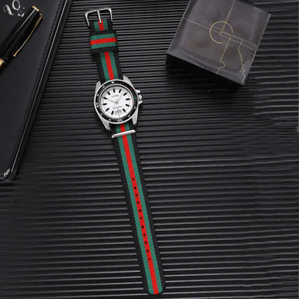 Nuovo orologio da calendario con cinturino in nylon da uomo alla moda, lussuoso e semplice orologio al quarzo con luce notturna per uomo d'affari e donna platinumshop