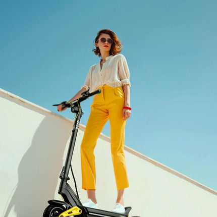 Monopattino Elettrico OOTD S10 10 Pollici con Bluetooth e APP, 1400W 48V 20AH, Velocità Massima 55 KM/H, Autonomia 70km, Monopattino Leggero con Doppia Sospensione