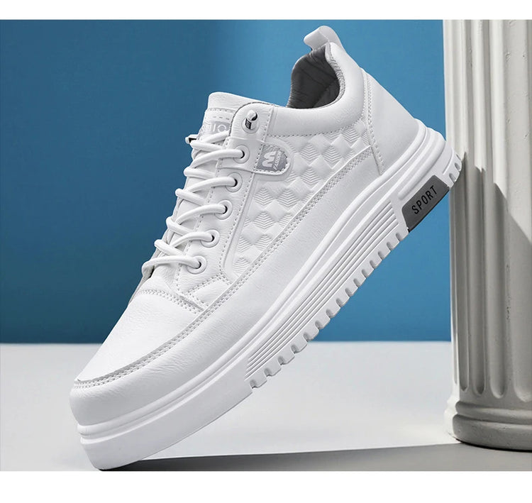 Men's Flat Casual Shoes Spring Breathable Soft-Sole Anti-Slip Outdoor Walking Shoes Youth Fashion White Shoes Sports Board Shoes