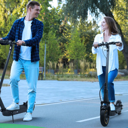 Monopattino Elettrico AOVOPRO A1MAX con Motore Potente da 500W, Velocità Massima 35KM/H, Autonomia 45KM, Batteria 42V14.5AH, Pneumatici da 10 Pollici, Pieghevole e Intelligente