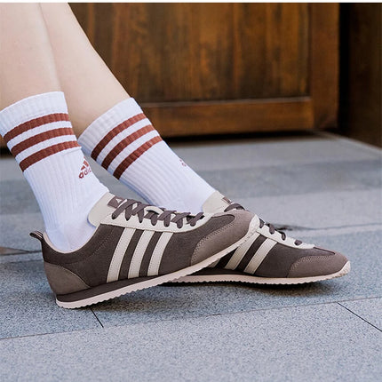 Adidas Official Genuine VS JOG 2.0 Scarpe casual antiscivolo con suola sottile da uomo e da donna JS1123