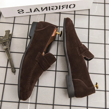 Nuovi uomini in pelle scamosciata scarpe casual comfort traspirante slip-on scarpe da guida da uomo moda maschile scarpe pigre mocassini di marca di lusso mocassini