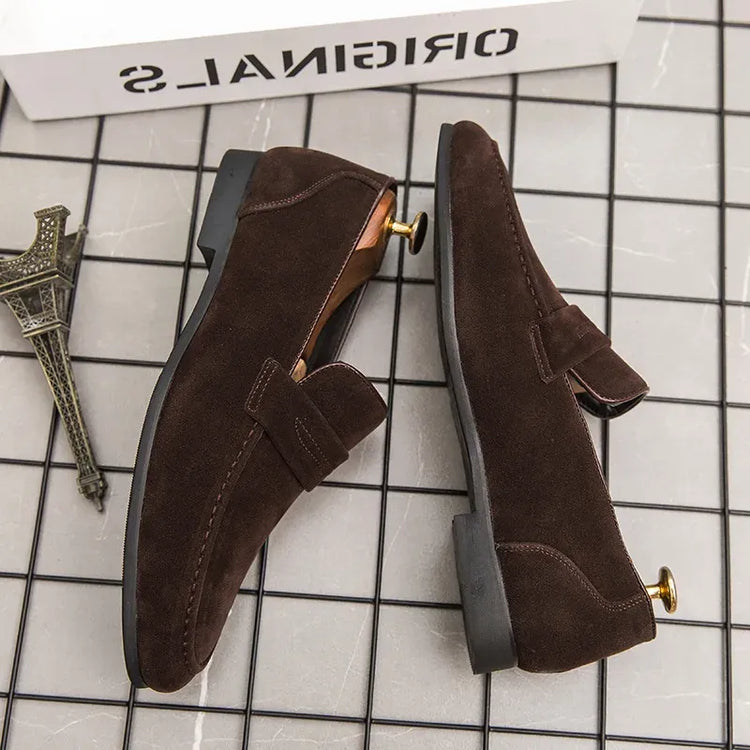 Nuovi uomini in pelle scamosciata scarpe casual comfort traspirante slip-on scarpe da guida da uomo moda maschile scarpe pigre mocassini di marca di lusso mocassini