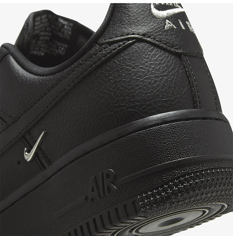 Scarpe da ginnastica sportive casual resistenti all'usura da donna Nike Authentic Air Force 1 HQ1180-001