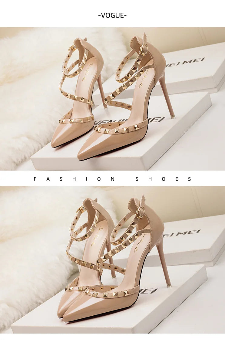 Scarpe tacco alto da donna estive in Europa e America Moda punta a punta bocca superficiale rivetto scava fuori sandali a spillo da discoteca platinumshop