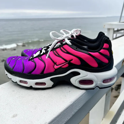 Nike Air Max Plus TN Vivid Purple Hyper Pink Gradient Fashion Trendy Women Girly-Style Street Sneakers Jogging Shoes DZ3670-500