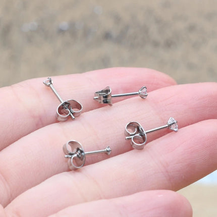 Super Mini 1.5MM 2MM zirconi in acciaio inox Push Back orecchini a bottone per uomo donna 2PC delicato Jewerlry platinumshop