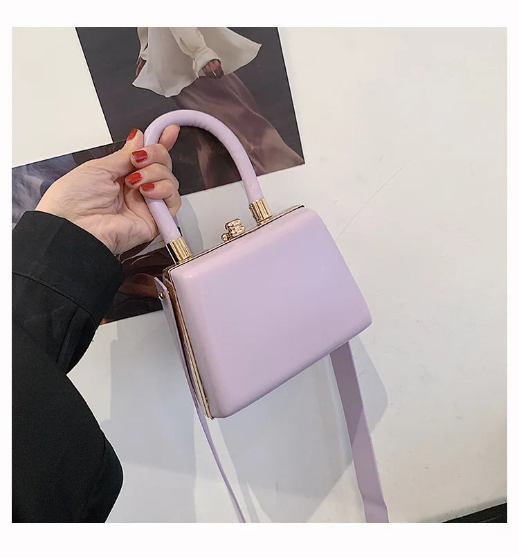 2022 New Fashion Sweet Mini Pillow Handbag Japanese Printed Scenery Net Red One Shoulder Portable Crossbody Bag