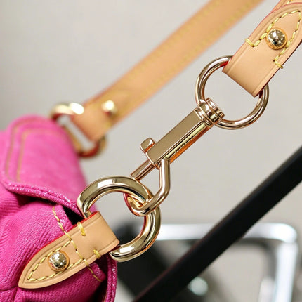 Borsa a Tracolla Mini in Tela Fucsia con Arricciature, Lussuosa Borsa Multifunzione con Tracolla Regolabile in Pelle